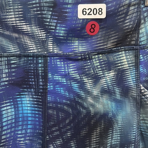 (6208) LULULEMON Invigorate High-Rise Tight 28" *Foil Sz 8 *LOVED - Picture 5 of 7